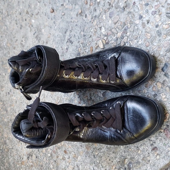 Authentic Beautiful Prada wedge sneakers - Picture 1 of 10